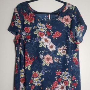 Torrid Blue Floral Top Sz 1